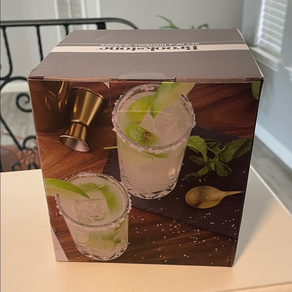 Brookstone Crystal Clear Highball Glass Set - Picture 3 of 5